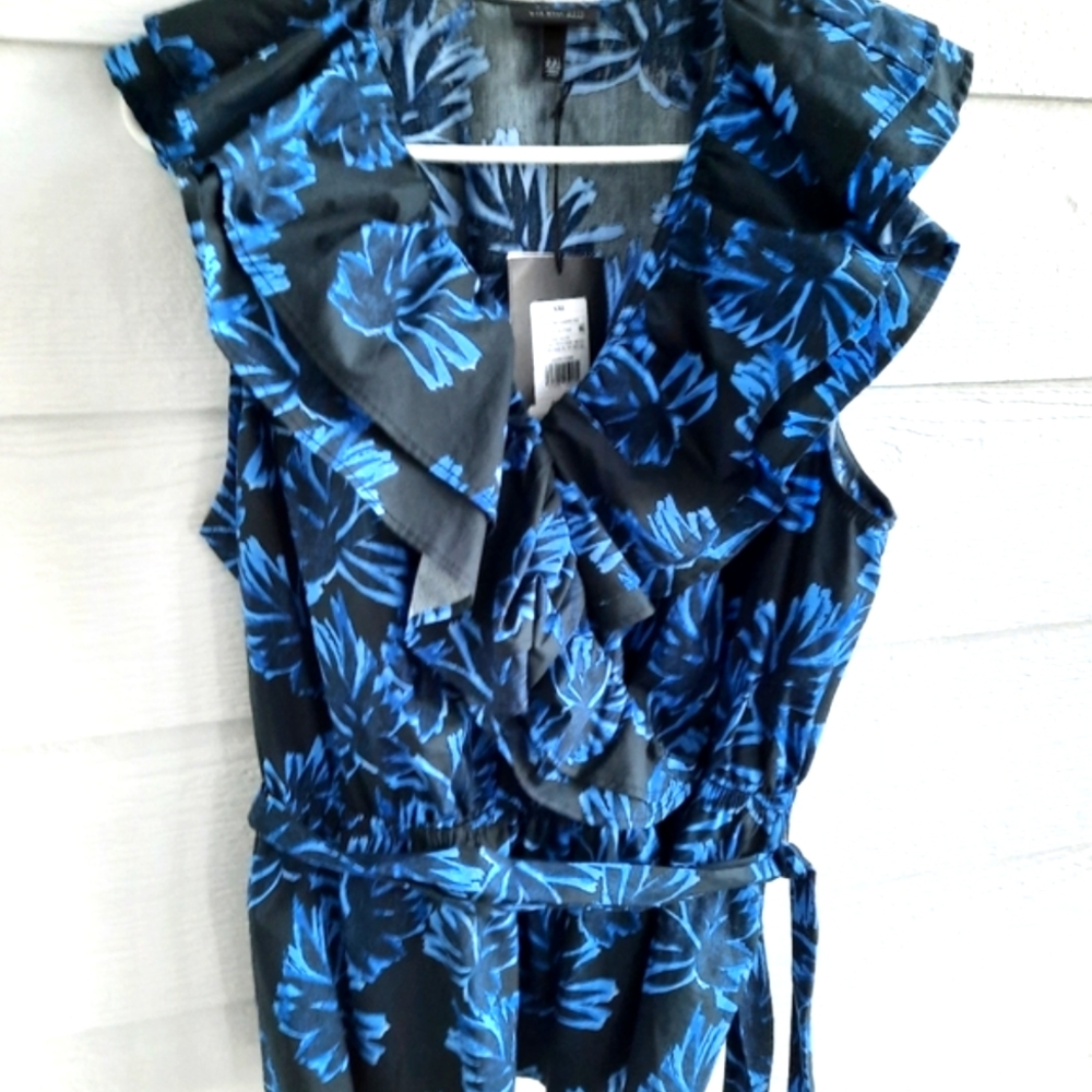 Who What Wear ruffle blue top L/XL
